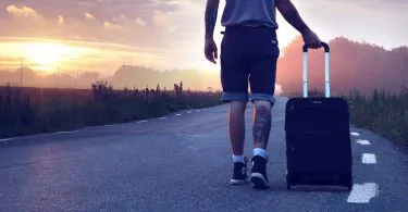 Comment faire pour voyager tout en gagnant de l’argent