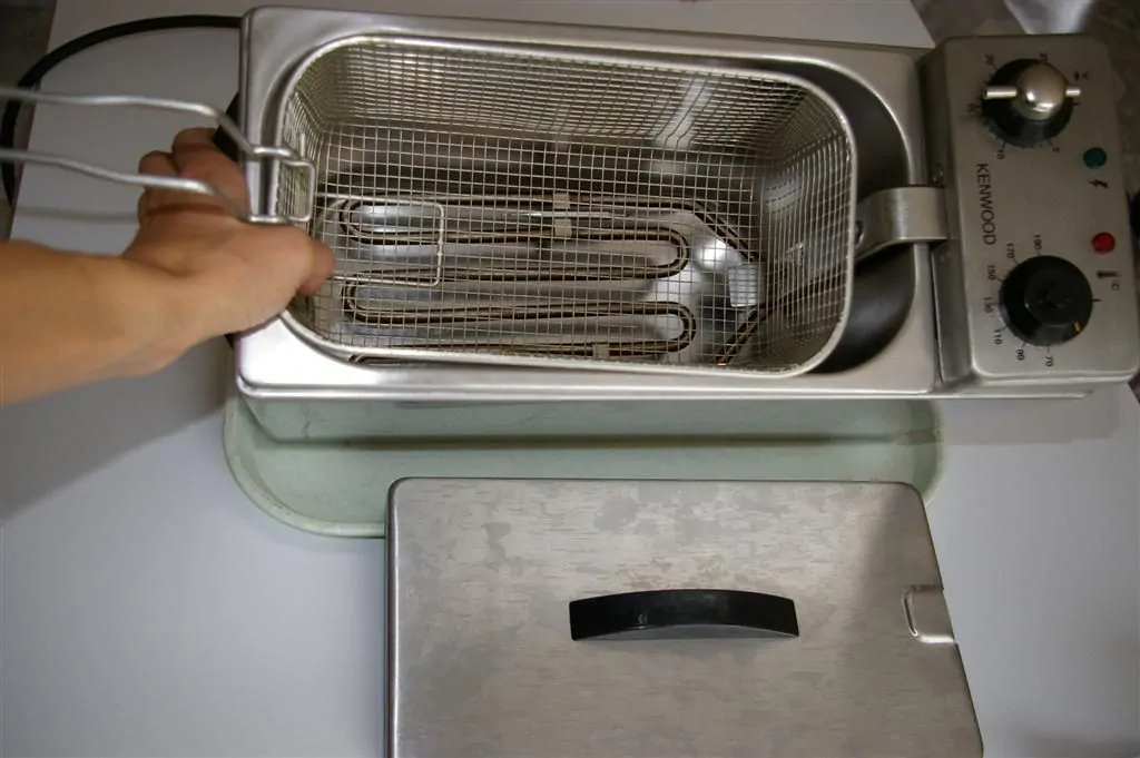 Comment nettoyer une friteuse