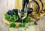 Comment investir dans le vin en 2026 – Guide complet