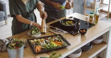 couple qui cuisine