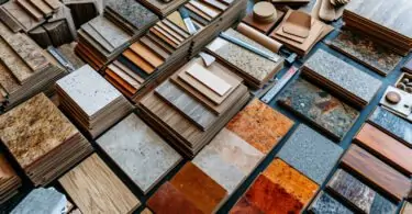 Conseils pour choisir les bons matériaux de revêtement de sol pour chaque pièce.