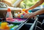 Garder l&rsquo;intérieur de votre voiture propre et bien organisé : astuces pratiques.