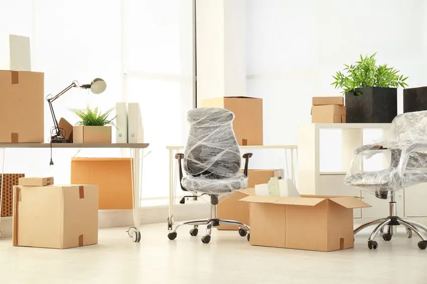Comment créer un espace de travail ergonomique et esthétique chez soi ?