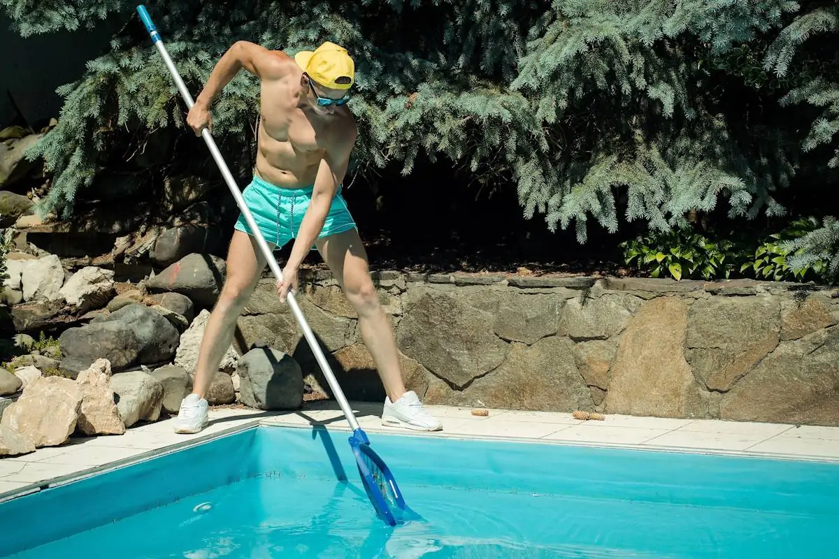 confier l’entretien de votre piscine à des spécialistes