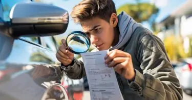 Achat de voiture : comment repérer les arnaques