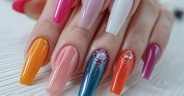 Faux ongles : pose, techniques et entretien à connaître